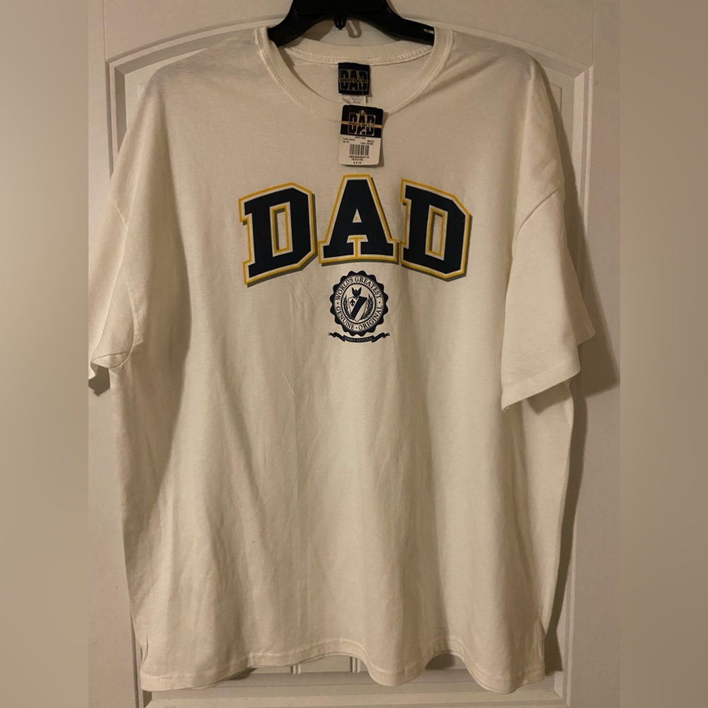 Men’s “World’s Greatest Dad” White Short Sleeve T-shirt, 3XL (54-56) NWT